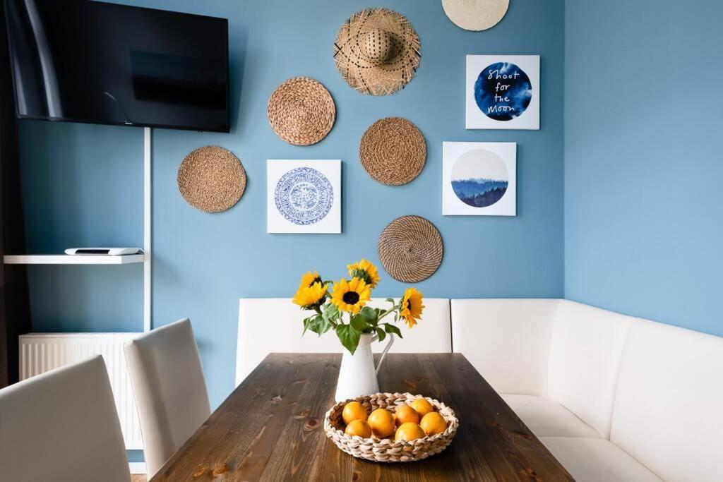 Sc 05 By Rockchair Apartments L Superhost Status L 2 Bedrooms Boxspringbeds Balcony Elevator - Cozy Family & Business Flair Welcomes You! Berlin Exterior foto